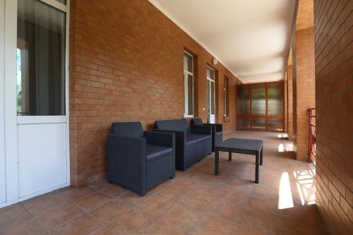 Oberig Hotel - image 2