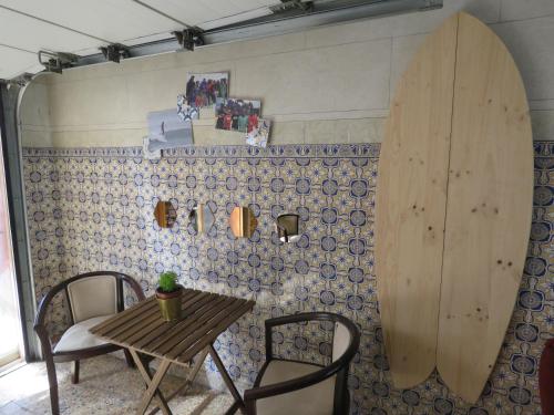  Lufi Surf Lodge in Costa da Caparica