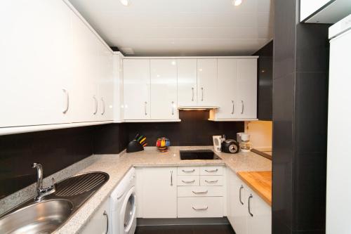 La Casa del Conde de Gelves Apartments - image 10