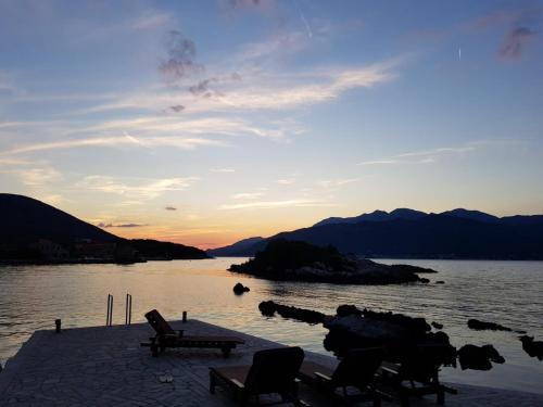 Apartments Kovinic - image 3