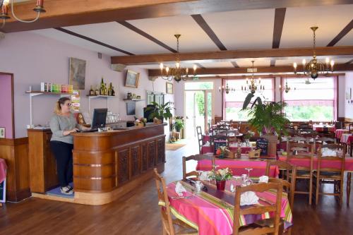 Hotel Restaurant Des Bains - Photo 3 of 60