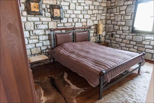 Stone Mansion Anavryti, ΑΜΑ 20569