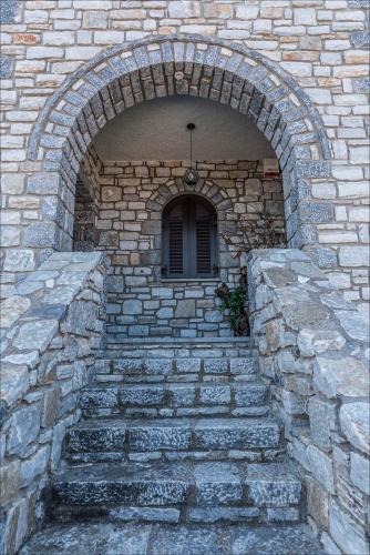 Stone Mansion Anavryti, ΑΜΑ 20569