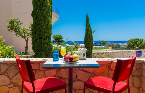 Caravella Luxury Apartments 3