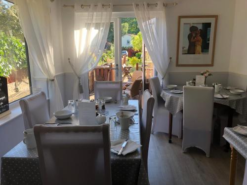 Prospect Guest House - main image