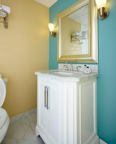 Breezeway Resort - image 12
