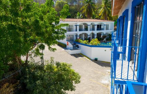 Encarnar Desplazamiento Alrededor Azul Sirena Huatulco en Santa Cruz - Huatulco, México - 36 opiniones,  precios | Planet of Hotels