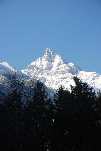 La Dent-du-Midi Hôtel & Restaurant