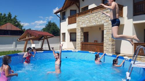 Zestrea Bunicilor Wellness Retreat
