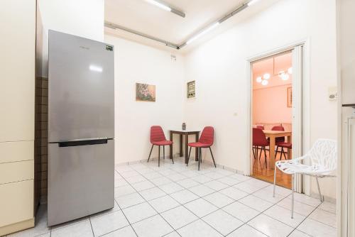 Victoria Queens Paradise Apartments Athen Ab 86 Agoda Com