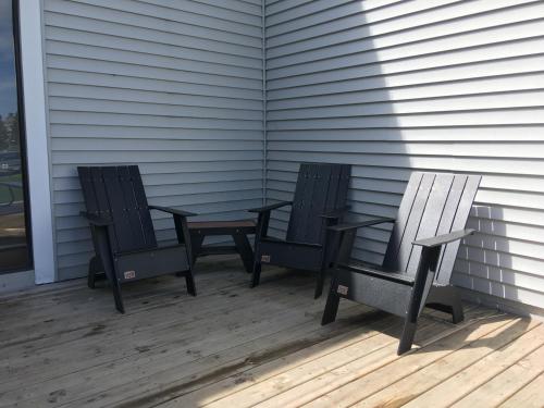 Superior Inn - image 5