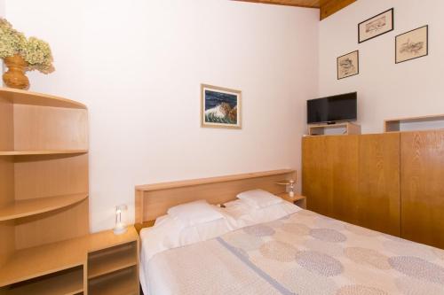 Three-Bedroom Apartment image 6