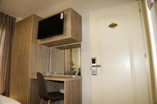 Mervin Hotel - image 3