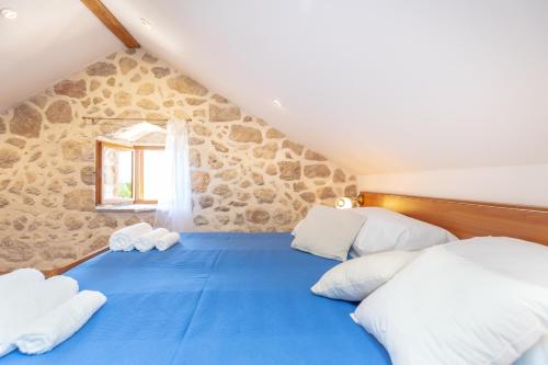 Summer Cottage - image 4