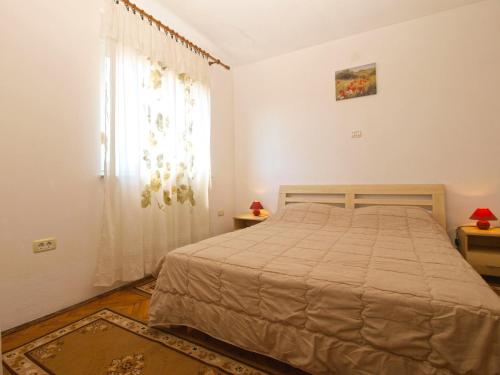 Apartment image 7
