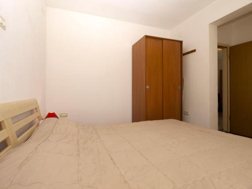 Apartment image 6