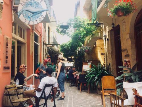 Entrance, Boho City Hostel in Crete Island