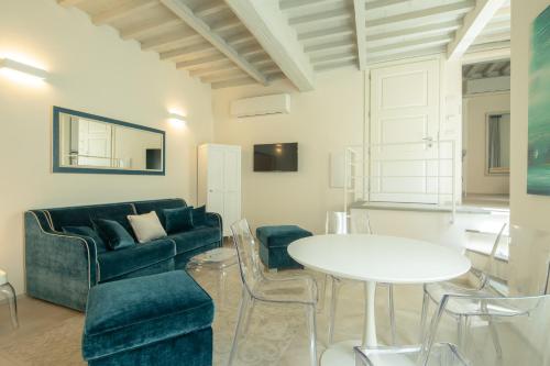 Carapelli Apartments - image 10