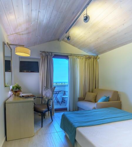 1 queen bed