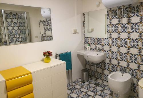 Casa Laura 216 Plebiscito, Napoli (foto 4)