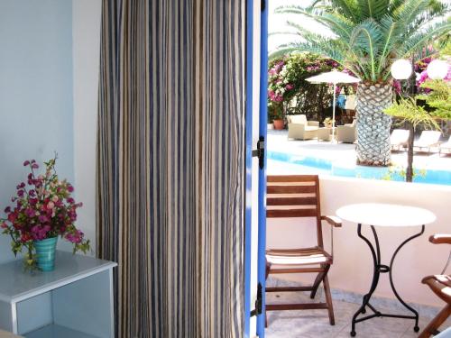 Paradise Resort - image 8