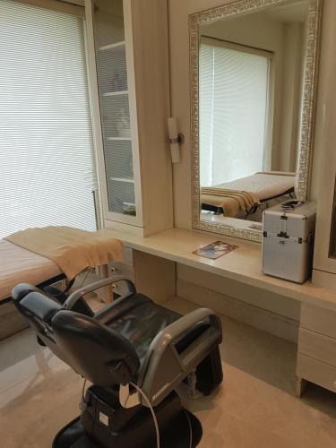 The Palms Town & Country Club - Resort