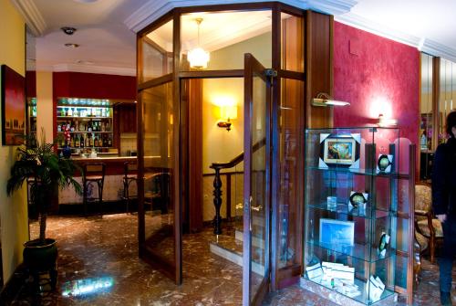 ล็อบบี้, Hotel Los Angeles in ฟิกูเรส