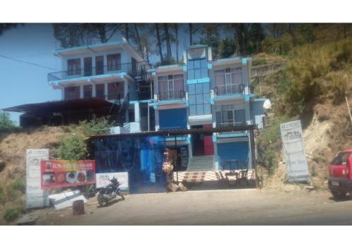 Mountain Facing Rooms in Shimla