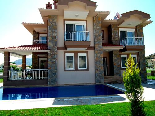  Villa Ebru 4 Bedrooms in Ortaca