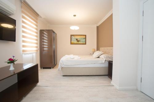 Dedeminn Garden Hotel - image 10