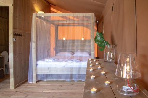 Lodge Holidays - Glamping Heart of Nature in ริบนิก