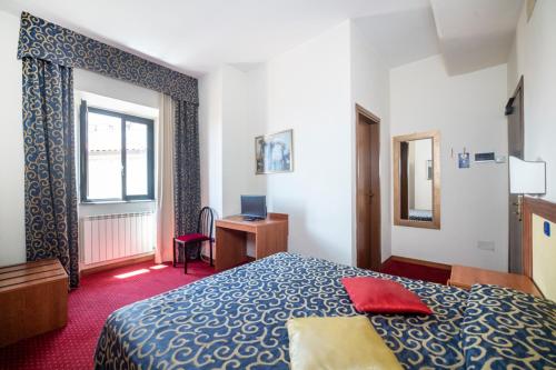 Hotel Italia & Lombardi - image 3