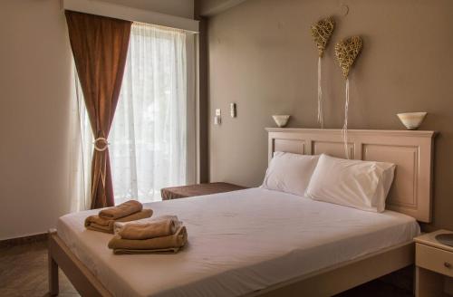 Maltezos Rooms, Methana