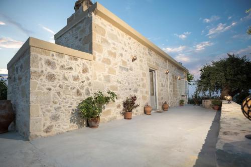  Margarita's Stone House in Plátanos