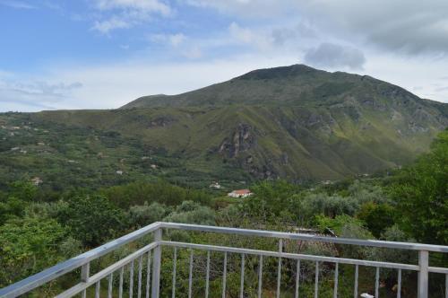 Vista D'amare