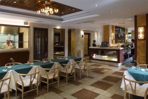 Zhongshan Jiayue Holiday Hotel