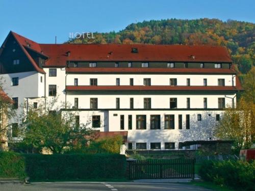 Hotel Skála - Malá Skála