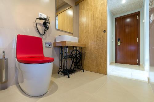 Hotel Montmar - image 9