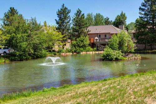 The Hidden Creek Cozy Retreat - image 8