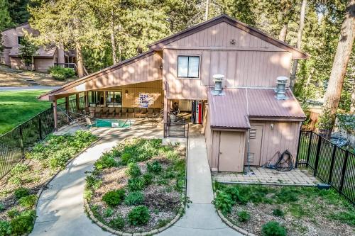Huntington Lake Condo 9