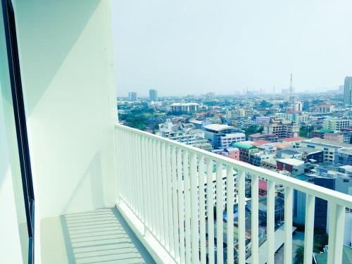 The Base Pattaya 芭提雅高层海景 ( The Base Pattaya 芭提雅高层海景 )