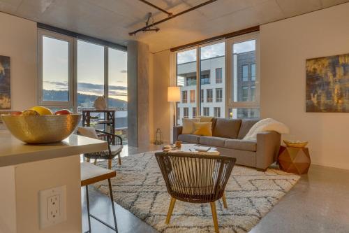 Q21 Condos near คฤหาสน์พิทท็อค