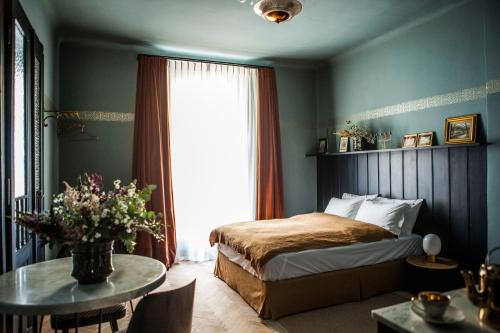 1 double bed