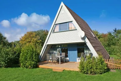 Zeltdachhaus mit WLan und Zaun in Damp, Deutschland