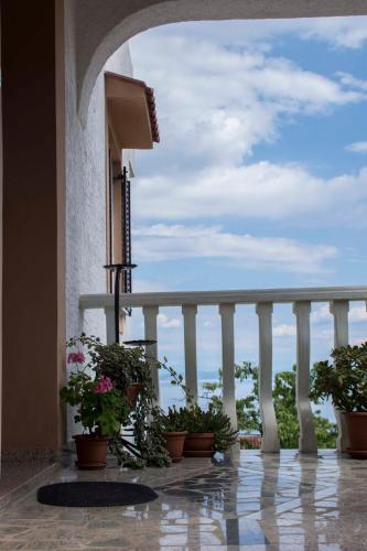 Balcony/terrace, Guest house Ivo in Lovran