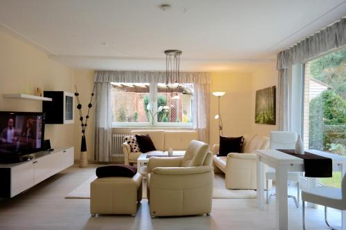 FeWo im Grünen mit Terrasse und Garten - gratis Therme (FeWo im Grunen mit Terrasse und Garten - gratis Therme) in Бад Бевенсен