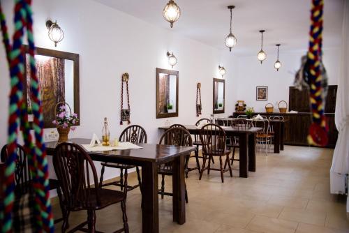 Létesítmények, Casa de sub deal in Szörényvár