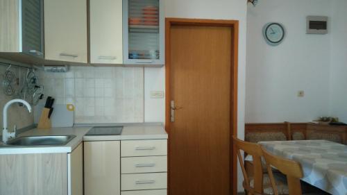 Apartments Grguric - image 7