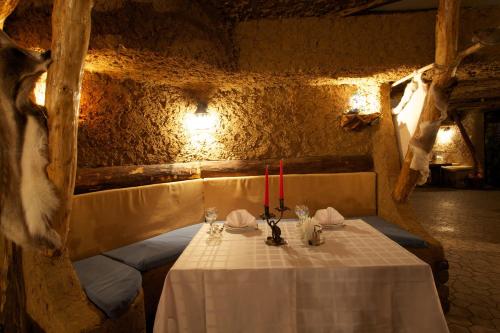 Étterem, Hotel Complex Verhovina in Svyatoshynskyj