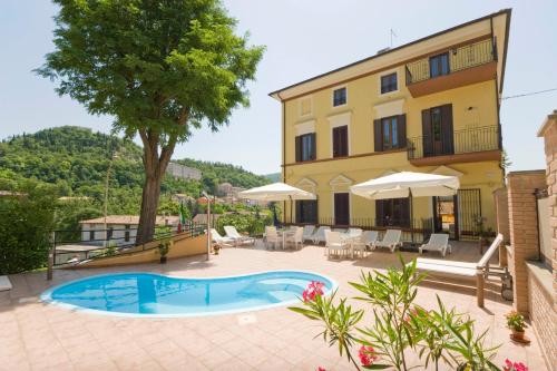  Raffaello Residence, Sassoferrato bei Serra San Quirico